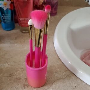 Pink Makeup Brush Set with Holder